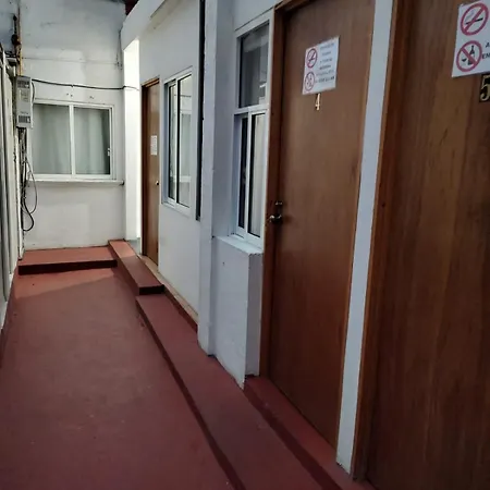 Versalles Rooms